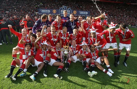 队维系了控 队维系了控